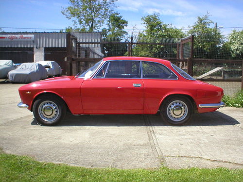 1969 Alfa Romeo GT Junior 1300 Scalino Left Side