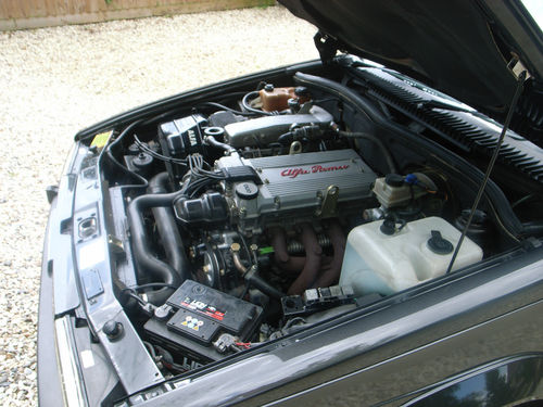 1991 Alfa Romeo 75 2.0 Twin Spark LE Engine Bay