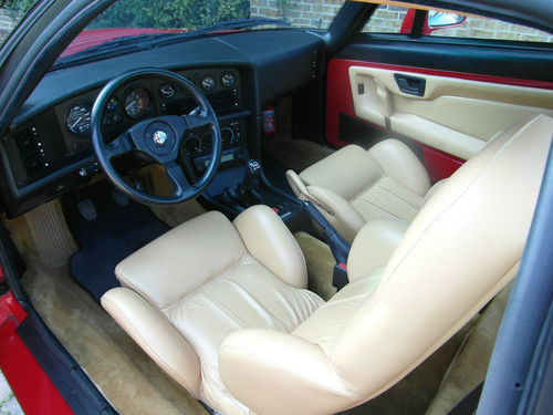 Alfa Romeo SZ Front Interior 2