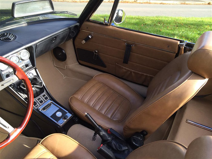 1979 Alfa Romeo Spider S2 Veloce 2000 Interior 2