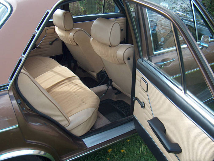 1973 audi 100gl interior 2