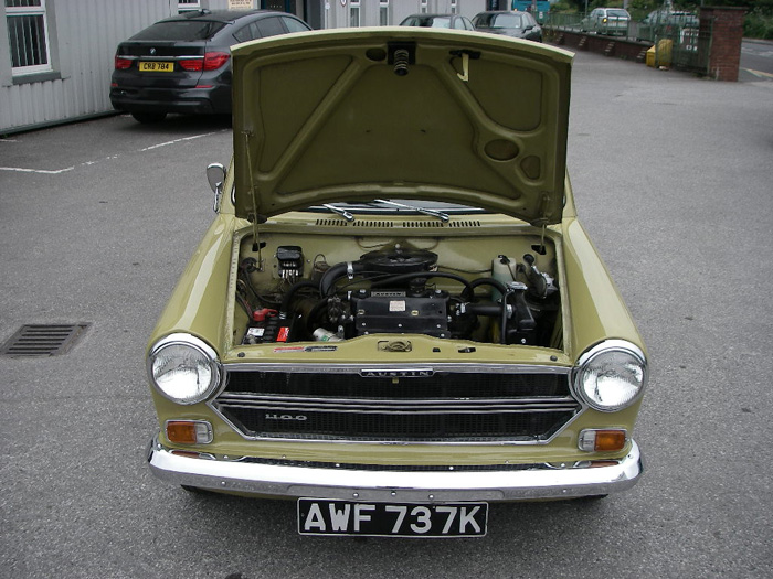 1972 Austin 1100 MK3 Bonnet Open
