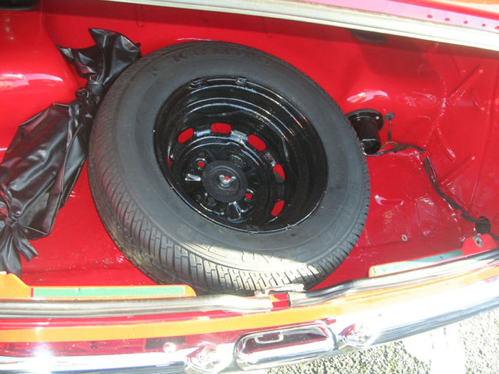 1971 austin 1300 gt flame red boot