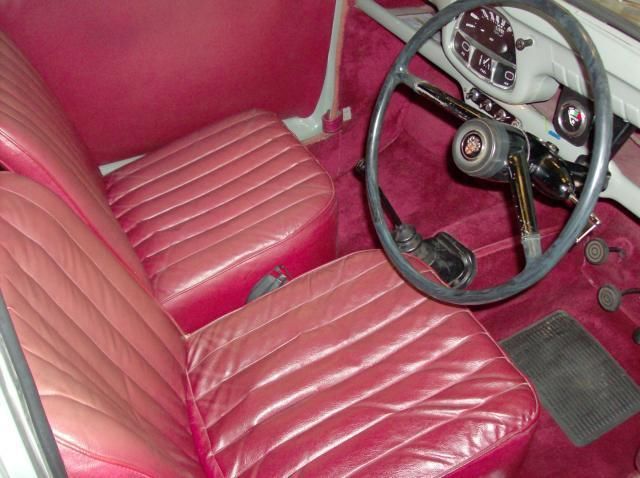 1958 Austin A35 Interior 2