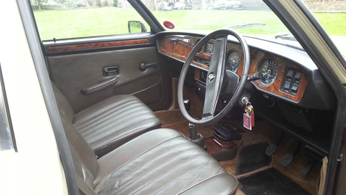 1982 Austin Allegro 1.7 Vanden Plas Front Interior