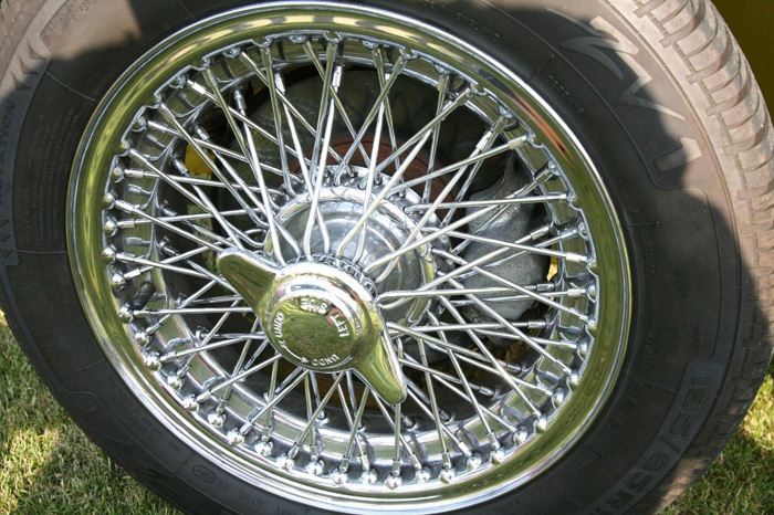 1967 Austin Healey MK3 3000 Wire Wheel