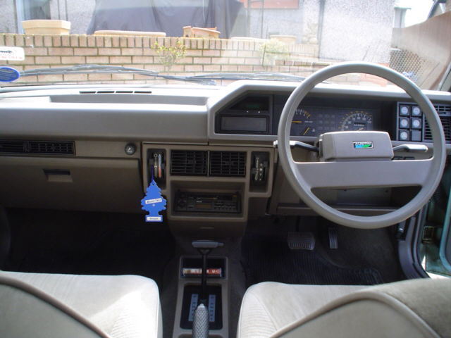 1986 austin maestro hls auto blue dashboard