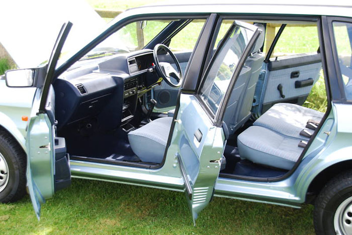 1986 austin maestro 1.6l interior 1