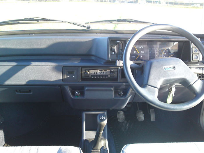 1987 austin metro 1.3l 5 door dashboard