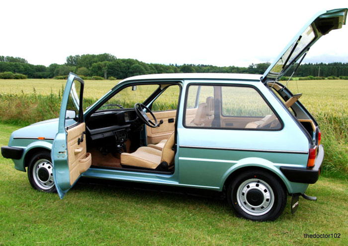 1981 mk1 austin mini metro 1.3 automatic interior 1