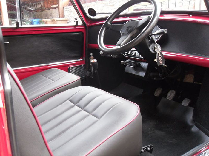 1982 austin mini van interior