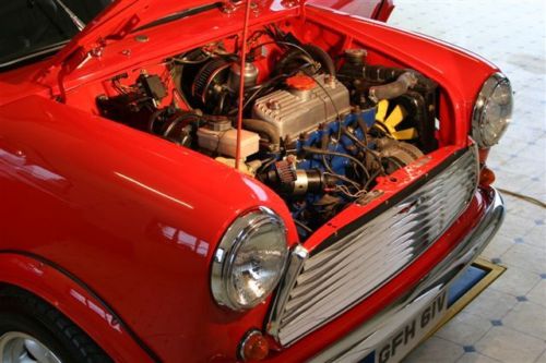 1979 austin mini engine bay