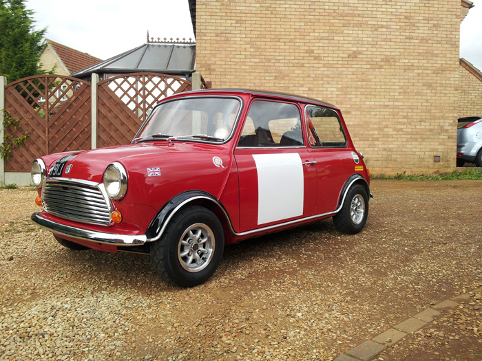 1971 Austin Mini Cooper S Race Replica 1