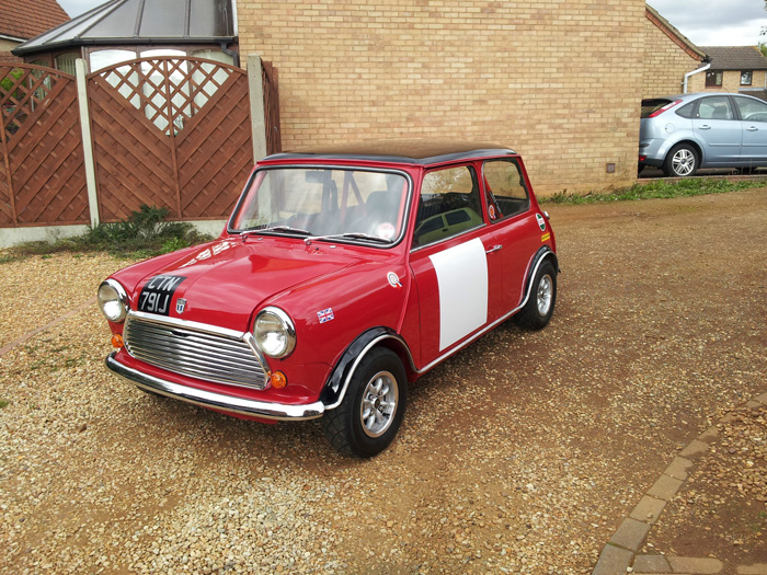 1971 Austin Mini Cooper S Race Replica 2