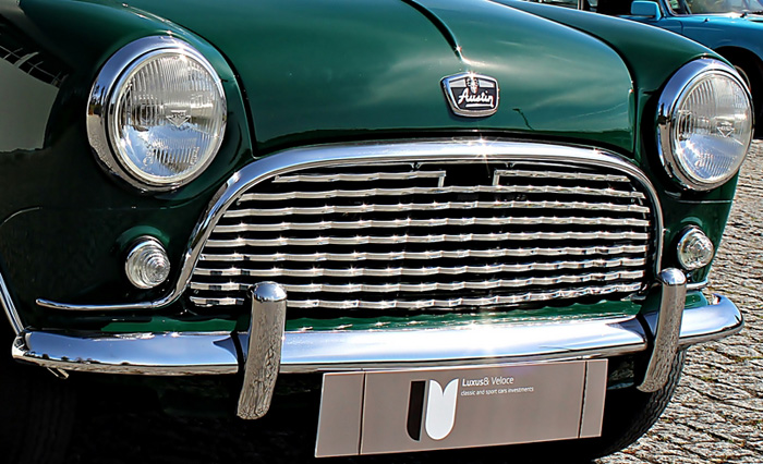 1962 Austin Mini Super Seven Front Lights Grille Bumper