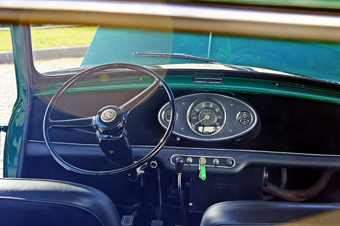 1962 Austin Mini Super Seven Interior Dashboard