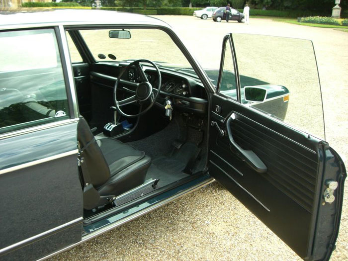 1972 bmw 2002 auto saloon national concourse winner interior 1