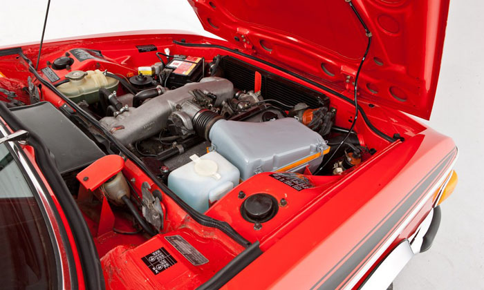 1973 bmw 3.0 csl verona red engine bay 2