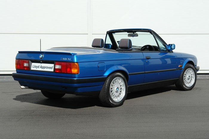1992 BMW E30 318i Design Edition Convertible 3