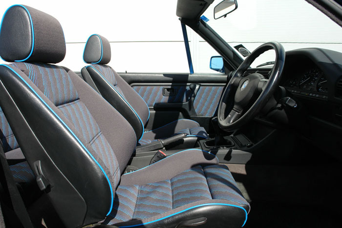 1992 BMW E30 318i Design Edition Convertible Interior 2