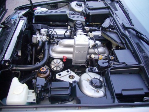 1989 bmw 735 i se auto grey engine bay