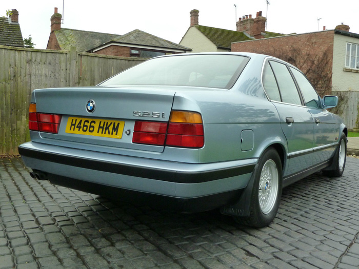 1991 BMW E34 525i SE 3