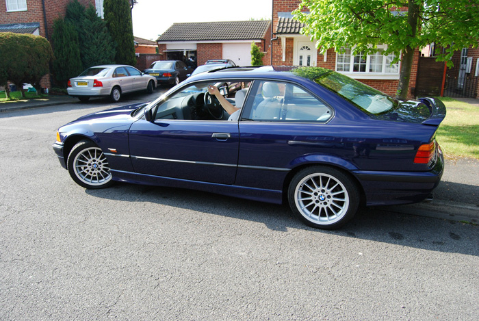 1996 BMW E36 328i Coupe 2