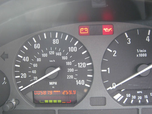 1995 BMW 318i Speedometer