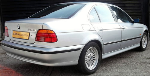 1997 BMW E39 523 2.5 SE 4