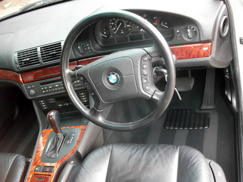 1997 BMW E39 523 2.5 SE Interior Dashboard Steering Wheel