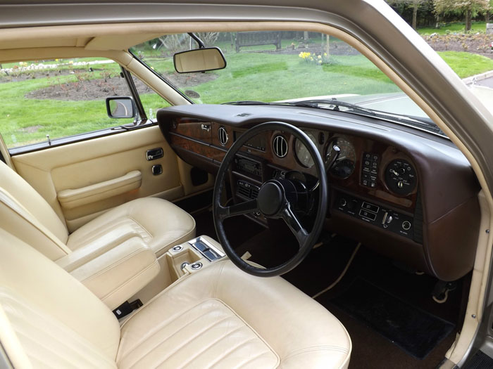 1983 Bentley Mulsanne Turbo Front Interior