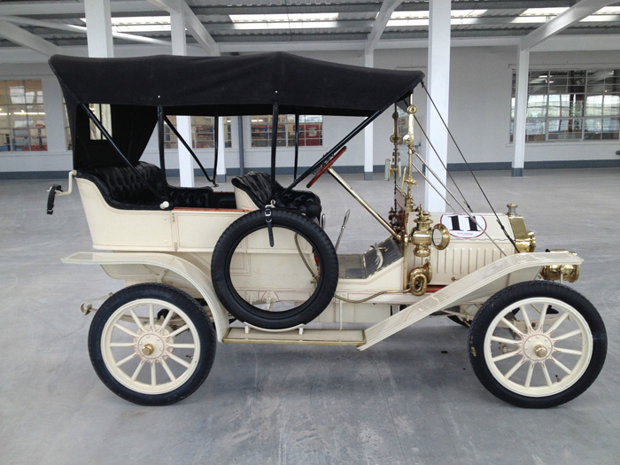 1910 Buick Model 10 Convertible 7