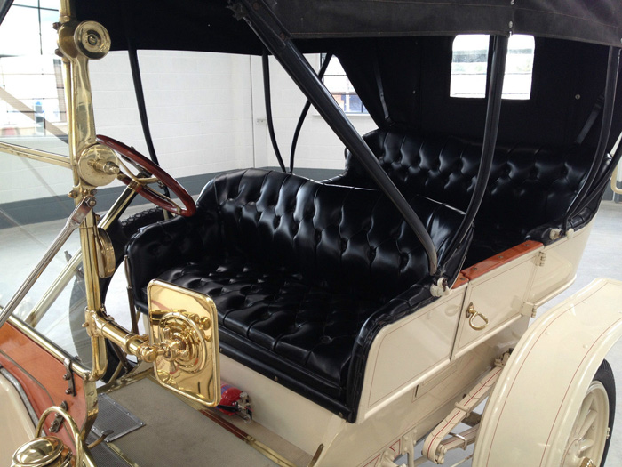 1910 Buick Model 10 Convertible Interior 1