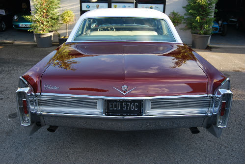 1965 Cadillac Deville Sedan 429 ci 7 Litre Back