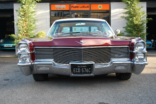 1965 Cadillac Deville Sedan 429 ci 7 Litre Front