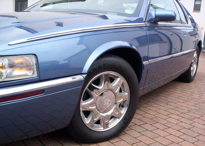 1997Cadillac Eldorado Biaritz Coupe Wheel