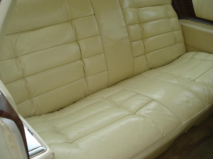 1977 Cadillac Fleetwood Eldorado 7.0 V8 Rear Seats