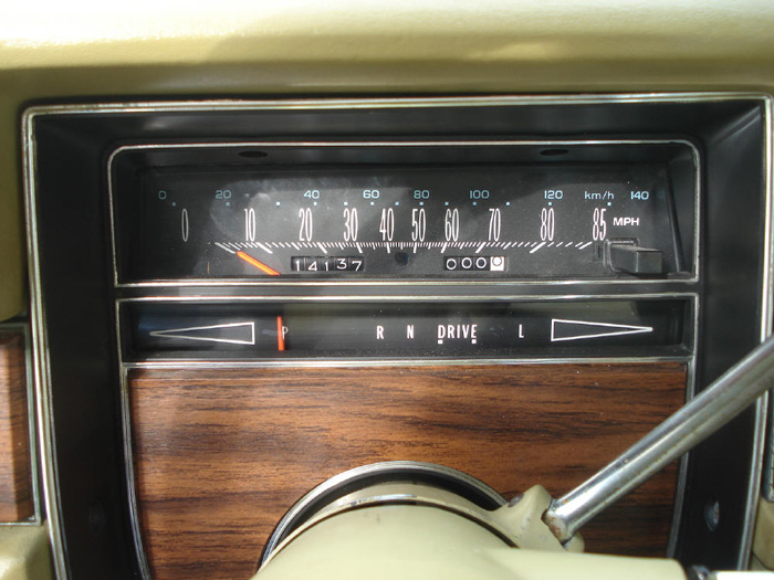 1977 Cadillac Fleetwood Eldorado 7.0 V8 Speedometer