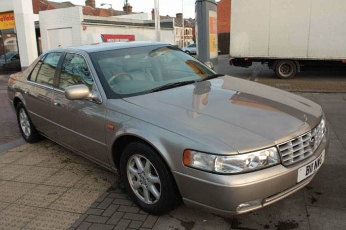 2001 cadillac seville sts v8 auto gold 1