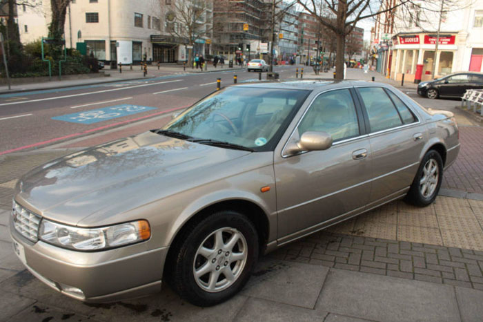 2001 cadillac seville sts v8 auto gold 2