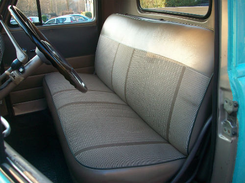 1951 chevrolet thriftmaster 3100 stepside bodied pick up interior 2