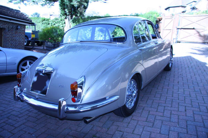 1967 jaguar daimler v250 mkii 4