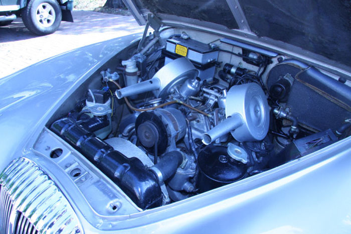 1967 jaguar daimler v250 mkii engine bay 1