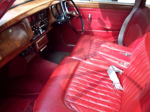 1963 daimler v8 interior 1