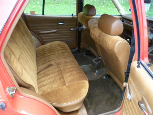 1979 datsun 180b mkii estate interior 2