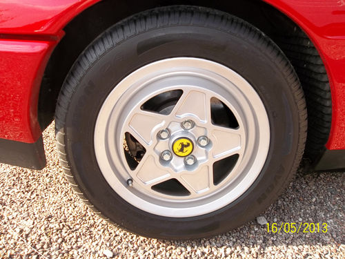 1990 Ferrari Mondial 3.4t Wheel