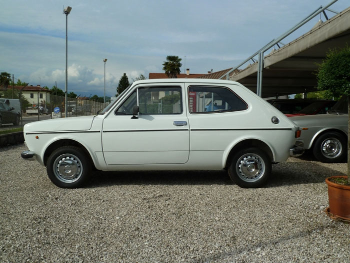 1972 Fiat 127 Side