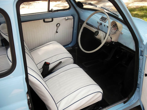 1971 Fiat 500 Interior 1