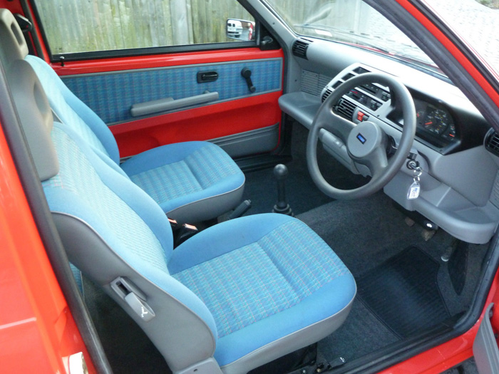 1995 Fiat Cinquecento Front Interior 1