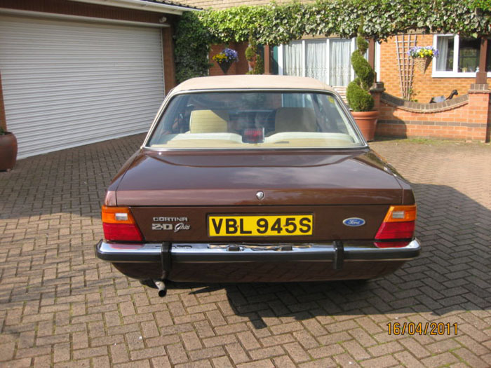 1978 ford cortina 2000 ghia mk4 back